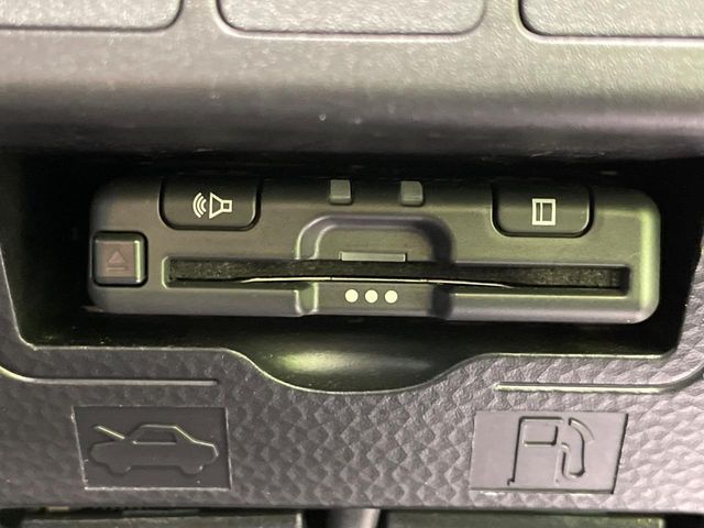 TOYOTA ROOMY 2018 Image 31