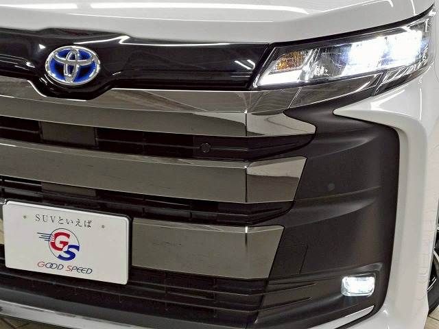 TOYOTA NOAH HYBRID 2023 Image 31