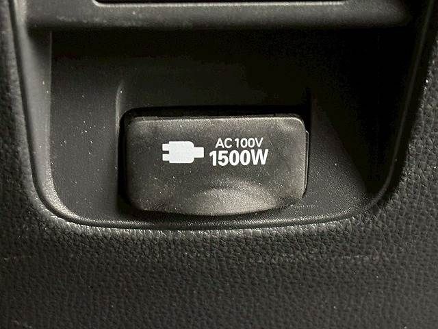 TOYOTA NOAH HYBRID 2023 Image 31