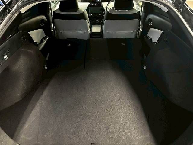 TOYOTA PRIUS 2021 Image 31