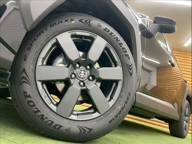 TOYOTA RAV4 HYBRID 4WD 2026 Image 31