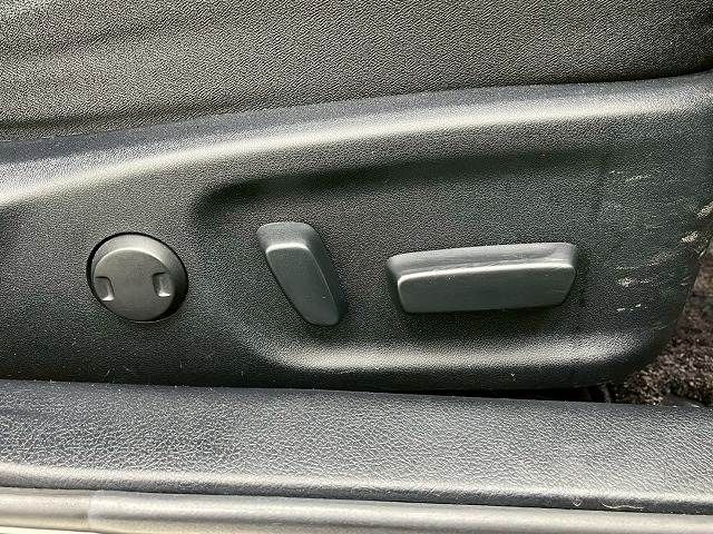 TOYOTA CROWN SEDAN HYBRID 2013 Image 31