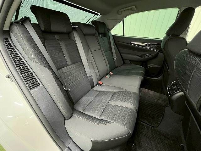 TOYOTA CROWN SEDAN HYBRID 2013 Image 31