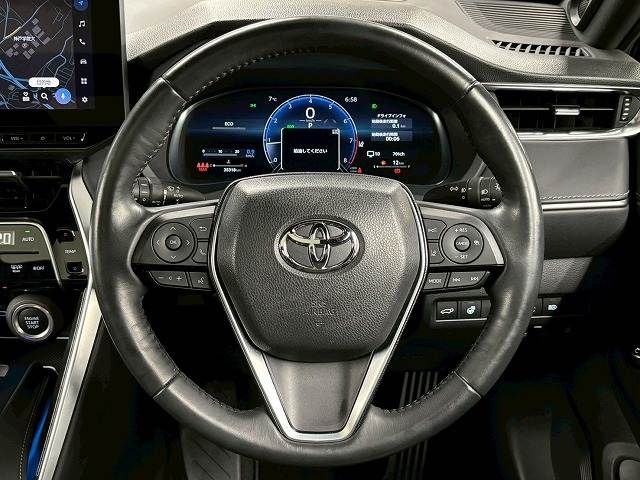 TOYOTA HARRIER 2WD 2023 Image 31