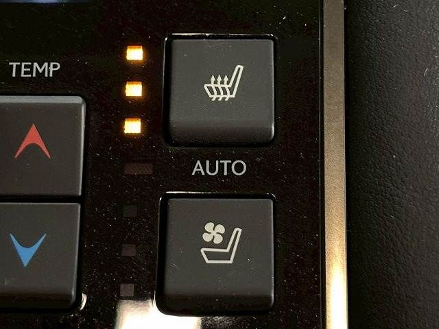 TOYOTA LEXUS LX570 AWD 2015 Image 31