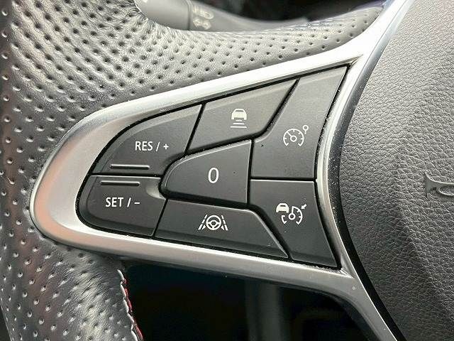 RENAULT ARKANA 2023 Image 31