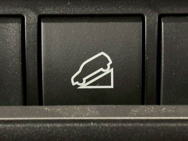 TOYOTA LANDCRUISER PRADO 2020 Image 31