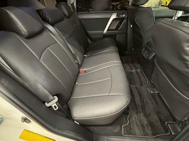 TOYOTA LANDCRUISER PRADO 2020 Image 31