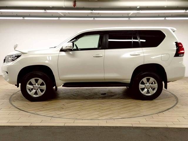 TOYOTA LANDCRUISER PRADO 2020 Image 31