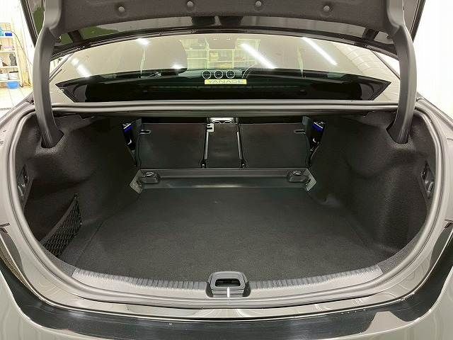 MERCEDES BENZ C CLAS 2022 Image 31