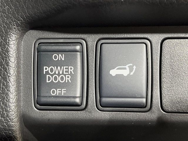 NISSAN X-TRAIL 2WD 2019 Image 31