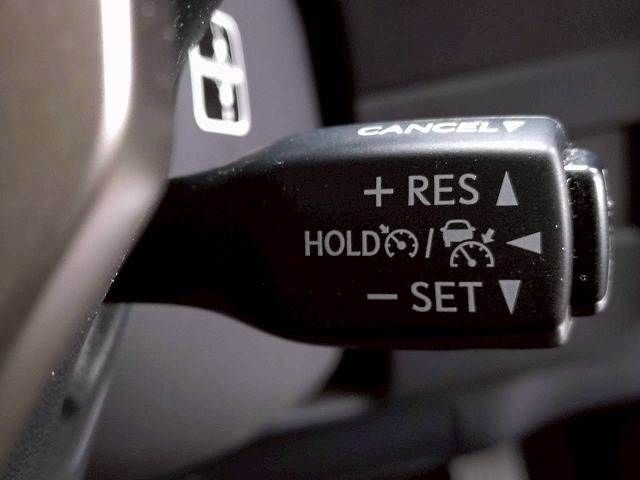 TOYOTA LEXUS NX300H 2018 Image 31