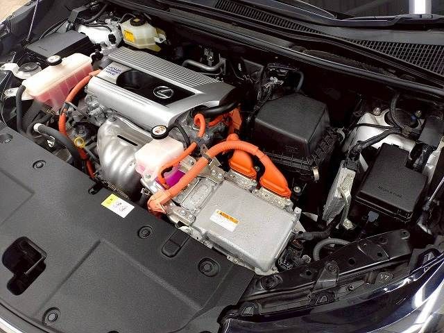 TOYOTA LEXUS NX300H 2018 Image 31