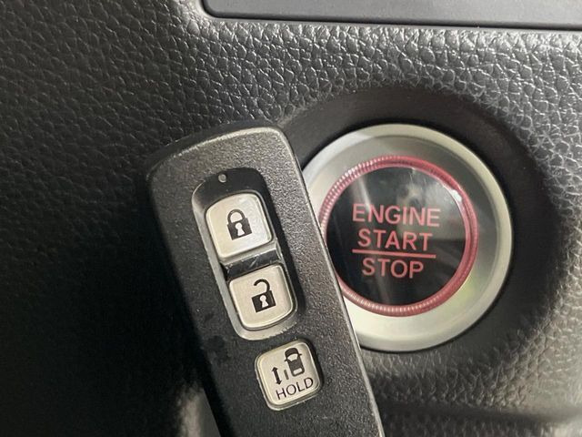 HONDA N BOX CUSTOM 2017 Image 31