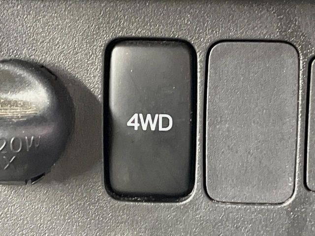 DAIHATSU HIJET TRUCK 4WD 2016 Image 31