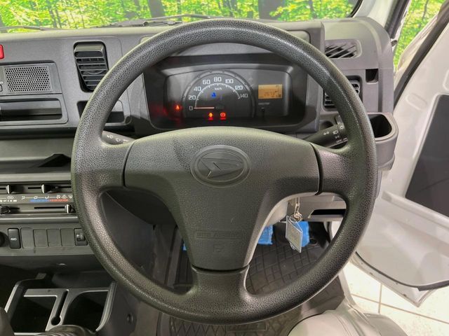 DAIHATSU HIJET TRUCK 4WD 2016 Image 31