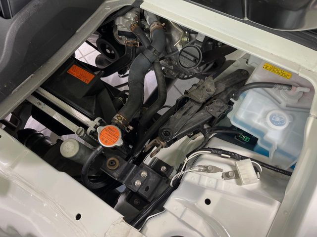 DAIHATSU HIJET TRUCK 4WD 2016 Image 31