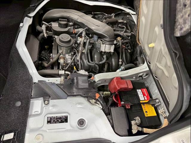 TOYOTA HIACE VAN 2WD 2019 Image 31