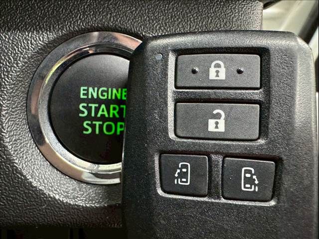 TOYOTA HIACE VAN 2WD 2019 Image 31