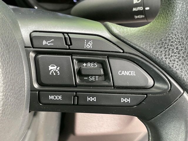 TOYOTA YARIS HYBRID 2020 Image 31