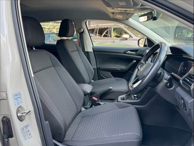 VOLKSWAGEN T-CROSS 2022 Image 31