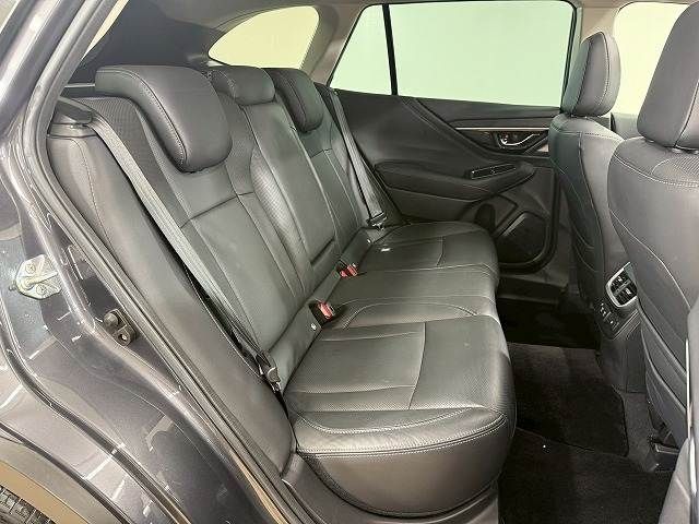 SUBARU LEGACY OUTBACK 2022 Image 31