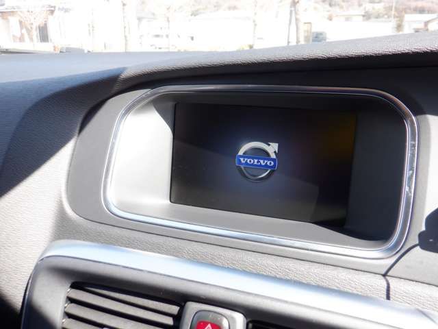 VOLVO V40 CROSS COUN 2014 Image 31