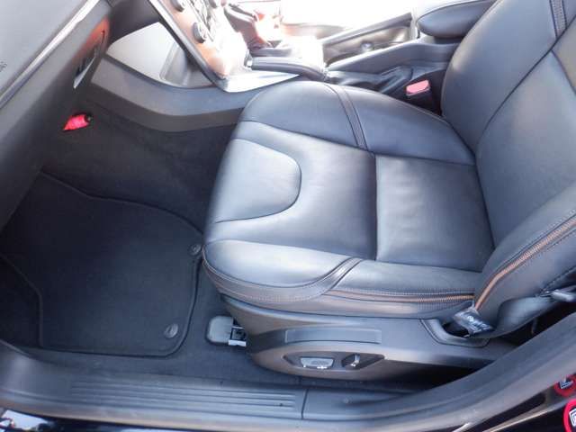 VOLVO V40 CROSS COUN 2014 Image 31