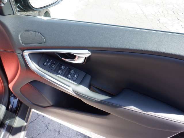 VOLVO V40 CROSS COUN 2014 Image 31