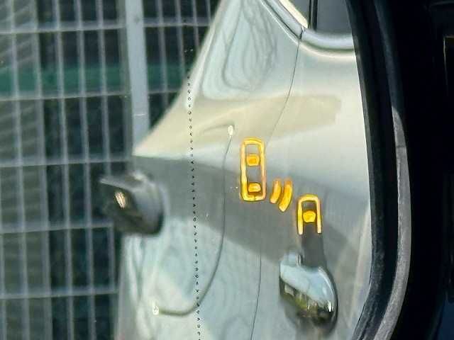 TOYOTA LEXUS UX250H 2018 Image 31