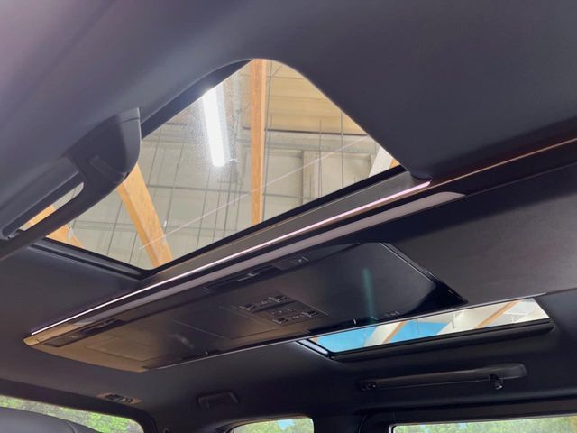 TOYOTA ALPHARD HYBRID 2023 Image 31