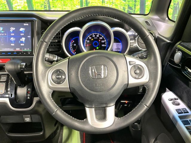 HONDA N BOX CUSTOM 2015 Image 31