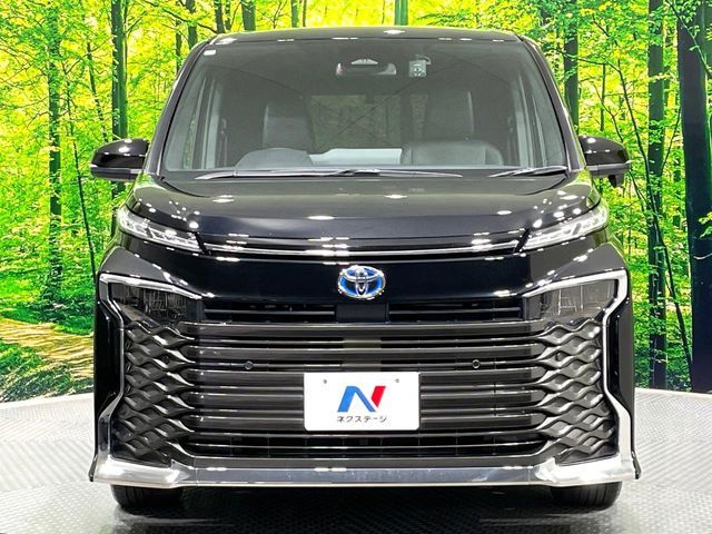 TOYOTA VOXY HYBRID 2023 Image 31
