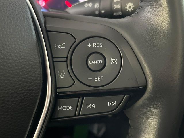 TOYOTA CROWN SEDAN HYBRID 2018 Image 31