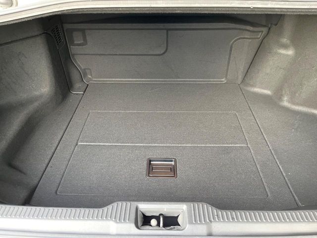 TOYOTA CROWN SEDAN HYBRID 2018 Image 31