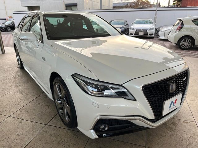 TOYOTA CROWN SEDAN HYBRID 2018 Image 31