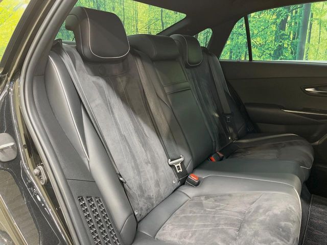 TOYOTA CROWN SEDAN HYBRID 2019 Image 31