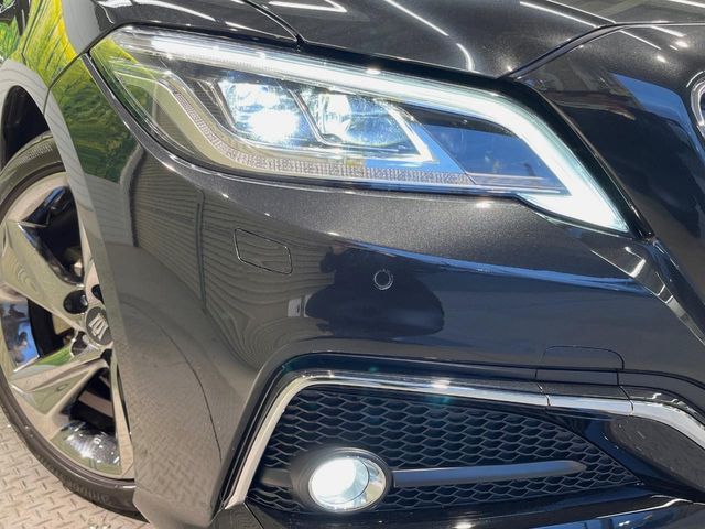 TOYOTA CROWN SEDAN HYBRID 2019 Image 31