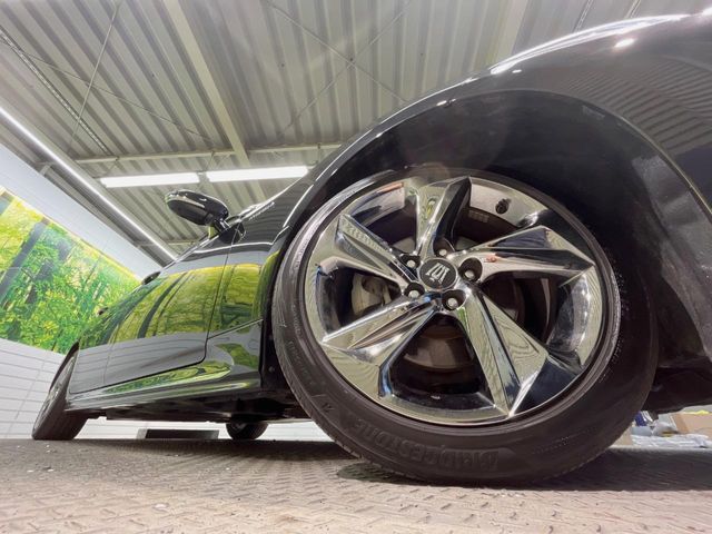 TOYOTA CROWN SEDAN HYBRID 2019 Image 31