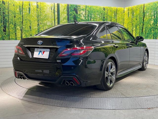 TOYOTA CROWN SEDAN HYBRID 2019 Image 31