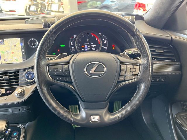 TOYOTA LEXUS LS500H 4WD 2017 Image 31