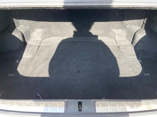 TOYOTA LEXUS LS500H 4WD 2017 Image 31