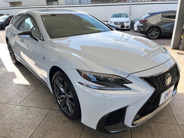 TOYOTA LEXUS LS500H 4WD 2017 Image 31