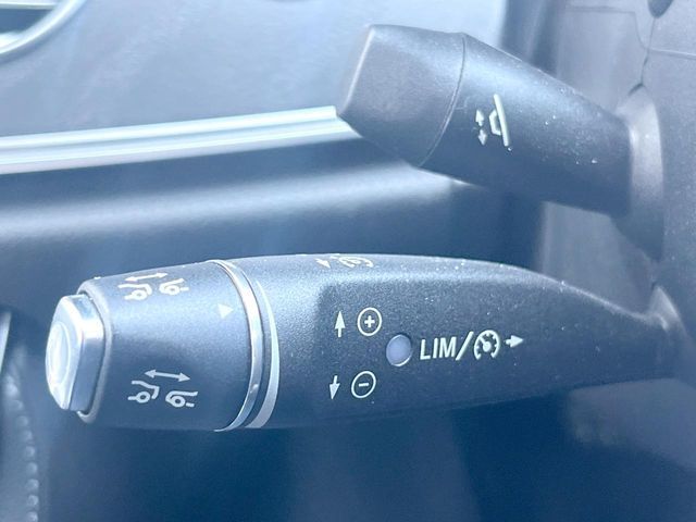 MERCEDES BENZ E CLAS 2016 Image 31