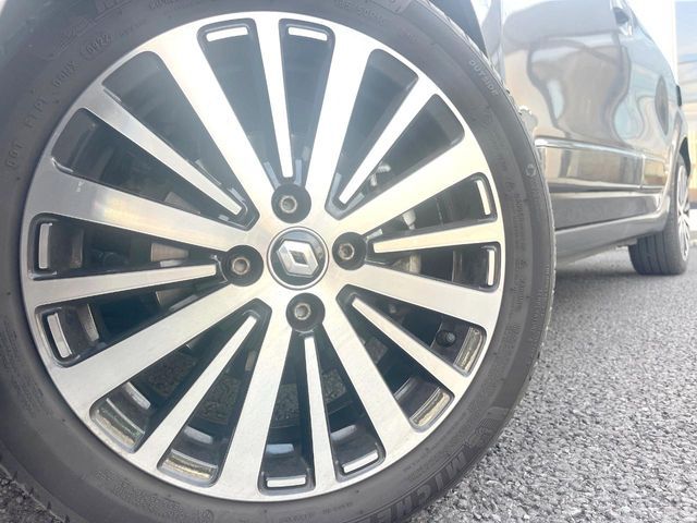 RENAULT TWINGO 2022 Image 31