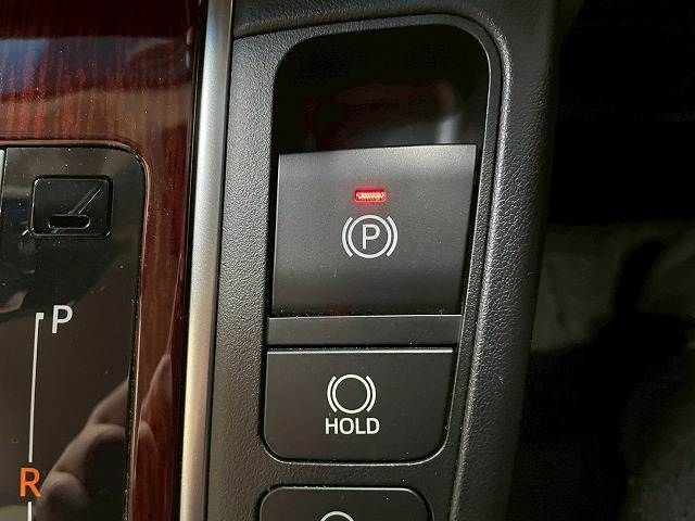 TOYOTA VELLFIRE 4WD 2017 Image 31