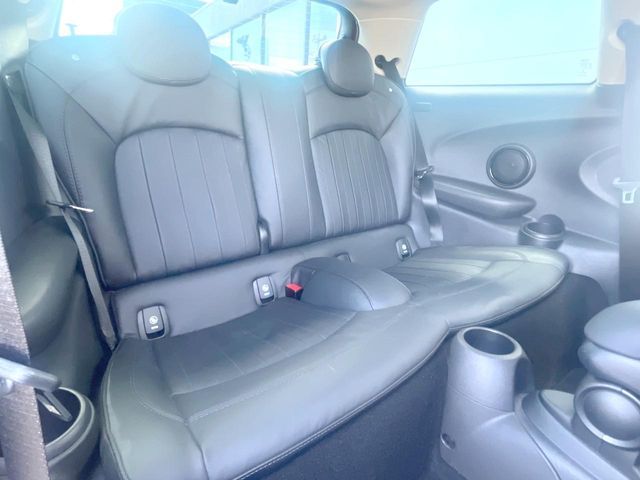 BMW MINI COOPER S 2019 Image 31