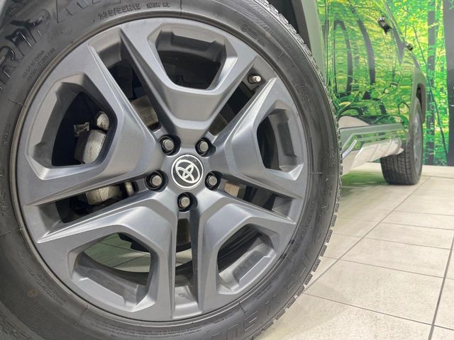 TOYOTA RAV4 HYBRID 4WD 2022 Image 31