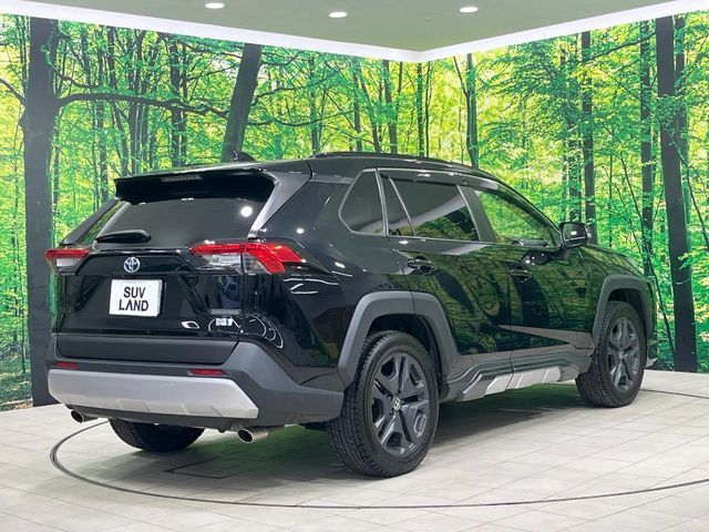 TOYOTA RAV4 HYBRID 4WD 2022 Image 31