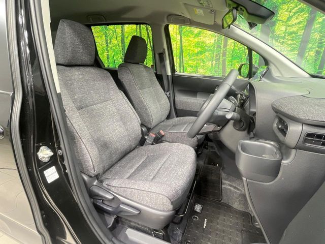 TOYOTA SIENTA HYBRID 2025 Image 31